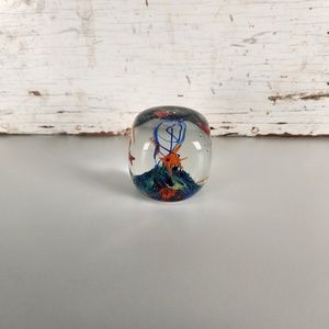 VTG Dynasty Gallery Heirloom Collectibles Angel Fish Cube Glass Art Paper Weight
